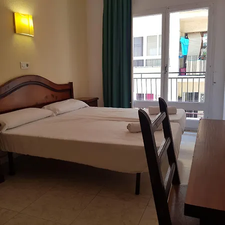 Aparthotel Castella