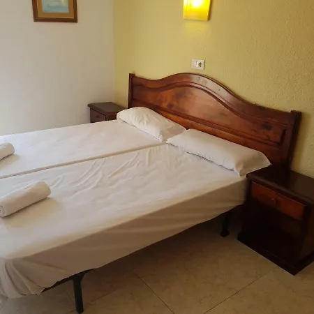 Castella Aparthotel Lloret de Mar