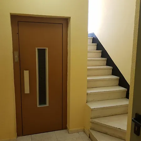 Castella Apartahotel