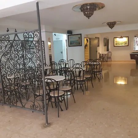 Lägenhetshotell Castella Lloret de Mar