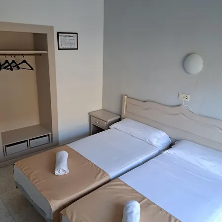 Apartahotel Castella