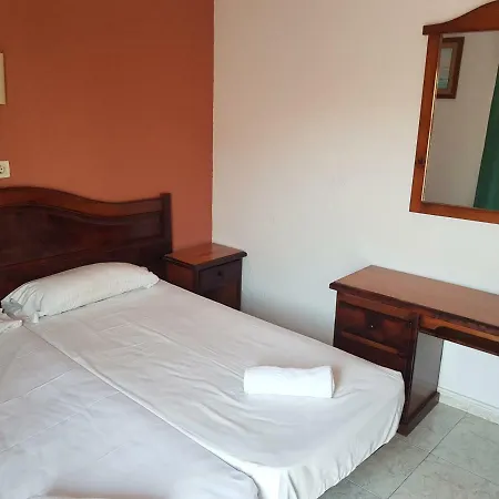 Apartahotel Castella