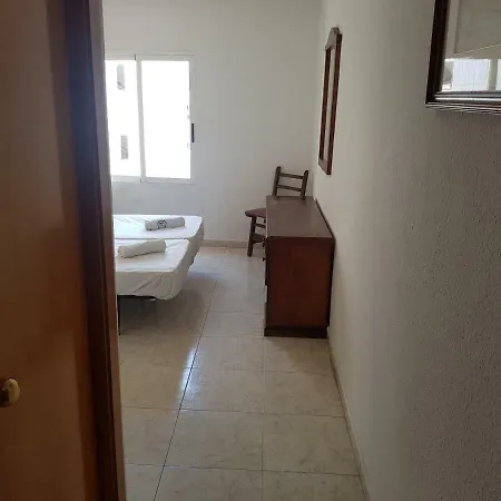 Apartahotel Castella *