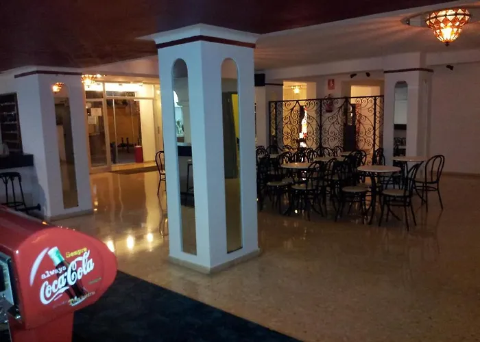 Castella Aparthotel Lloret de Mar