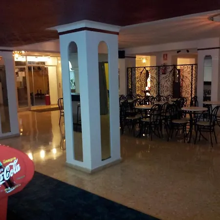 Castella Apartmanhotel Lloret de Mar